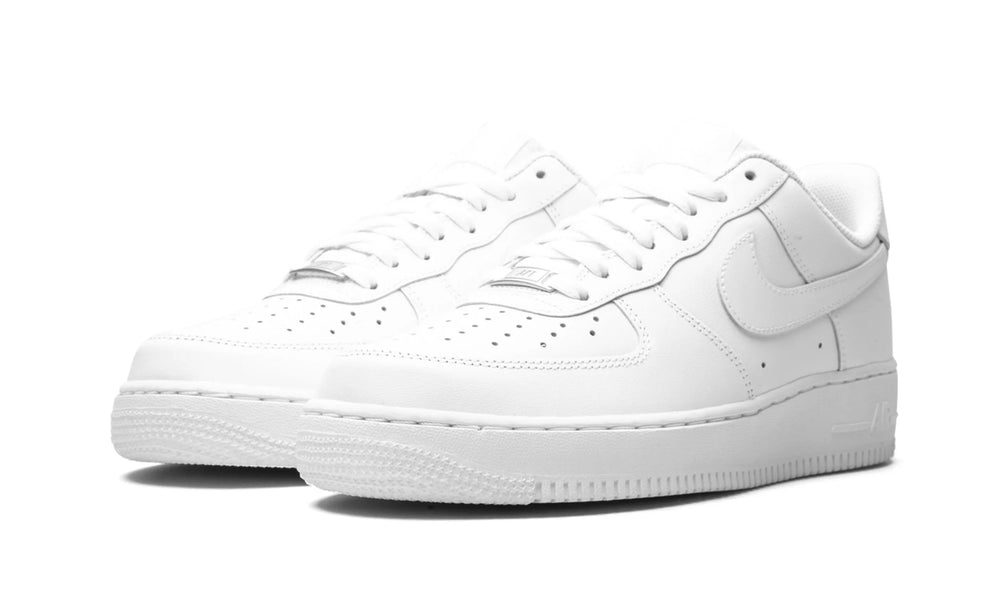 Nike Air Force 1 triple white